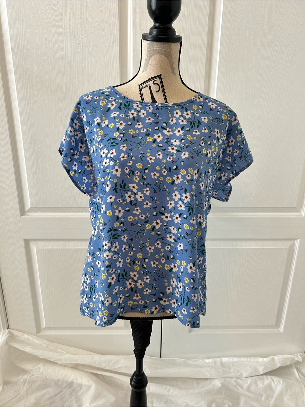 SHEIN Blue Floral Short Sleeve Blouse